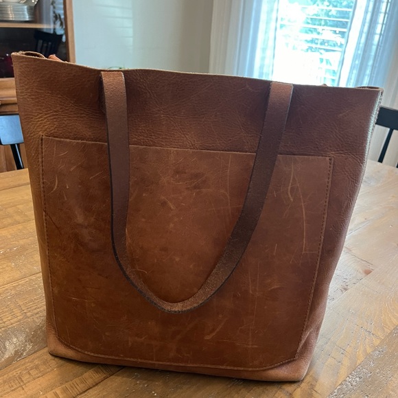 Madewell Medium Transport Tote in English Saddle - Picture 3 of 3